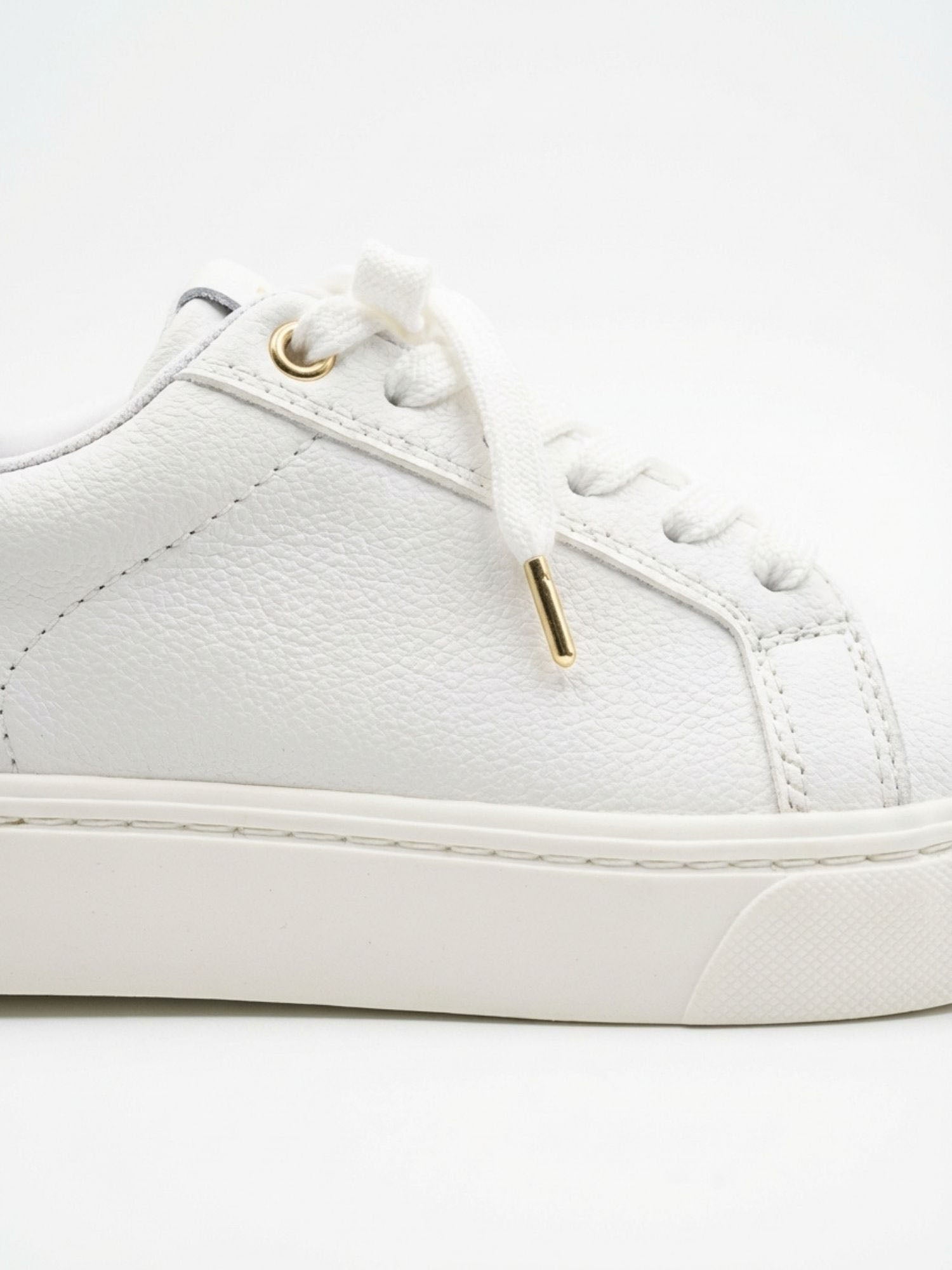 Basic Blancos